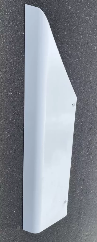 OSŁONA AGREGATU VECTOR H19 DRZWI BOCZNE PRAWE