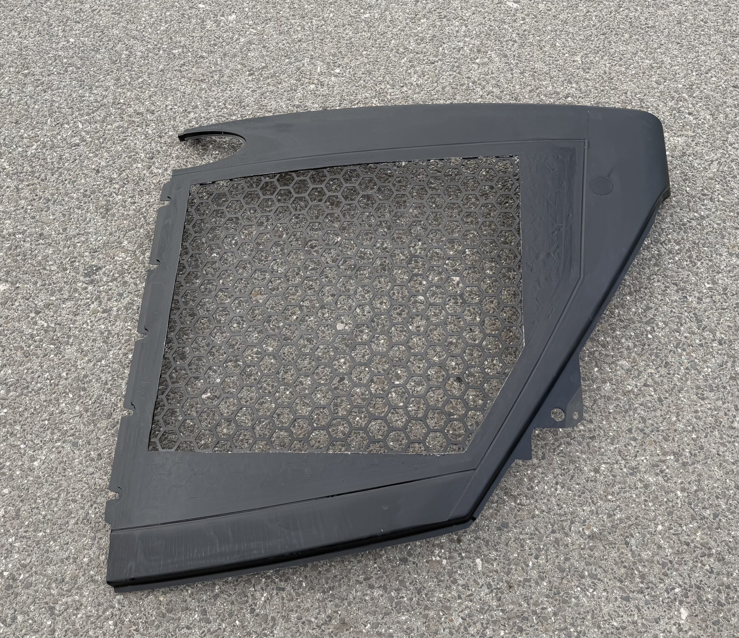 OSŁONA AGREGATU VECTOR H19 GRILL ŚRODKOWY LEWY - obrazek 3